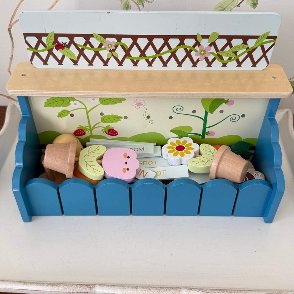 Wooden Flower Vegetable Garden Playset - Picture 8 of 8